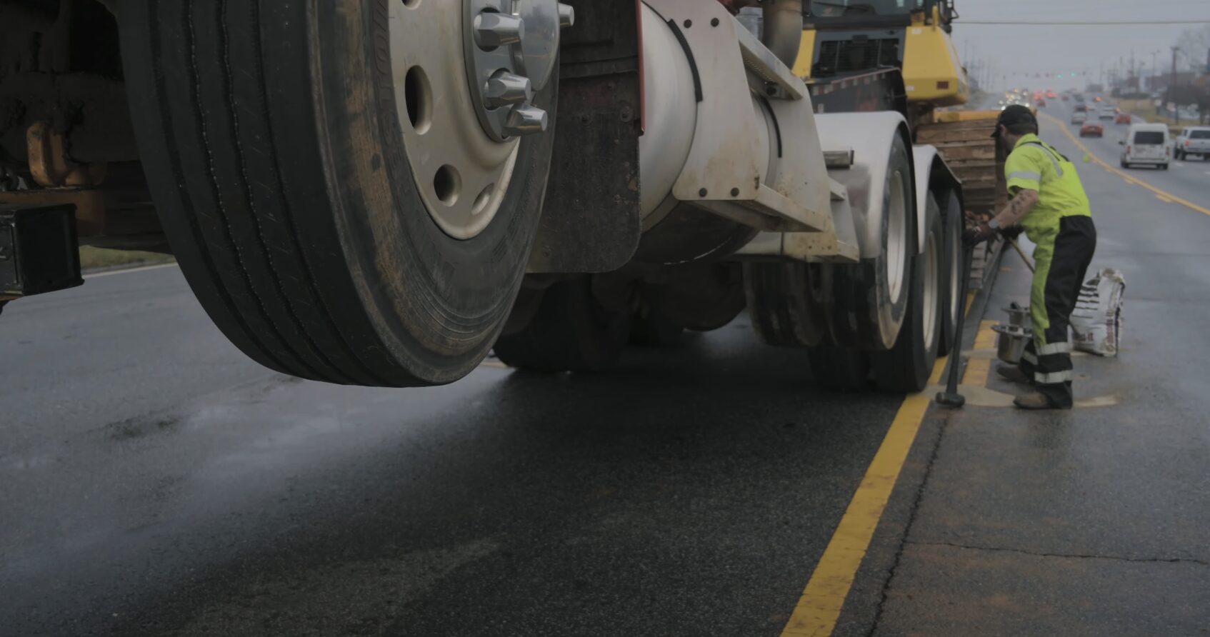 Emergency Towing - Available 24 Hours 24/7 Emergency Towing Service in Pico Rivera CA